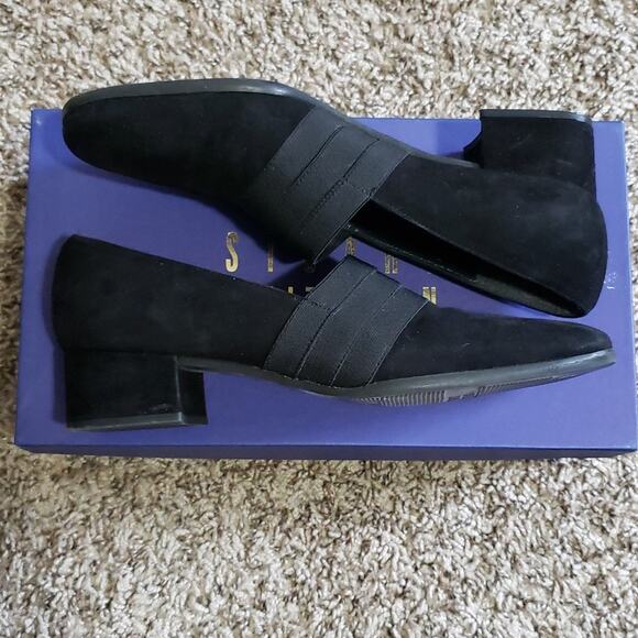 Stuart Weitzman Gorham Black Suede Shoe - Picture 4 of 9